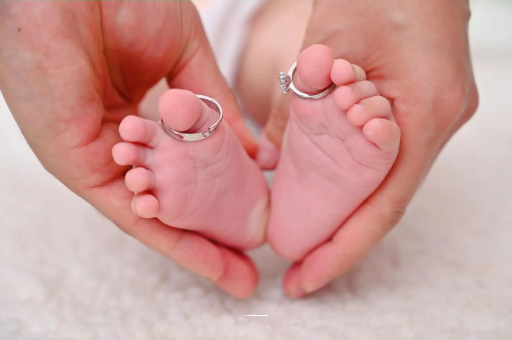 德清怎样给宝宝喂奶